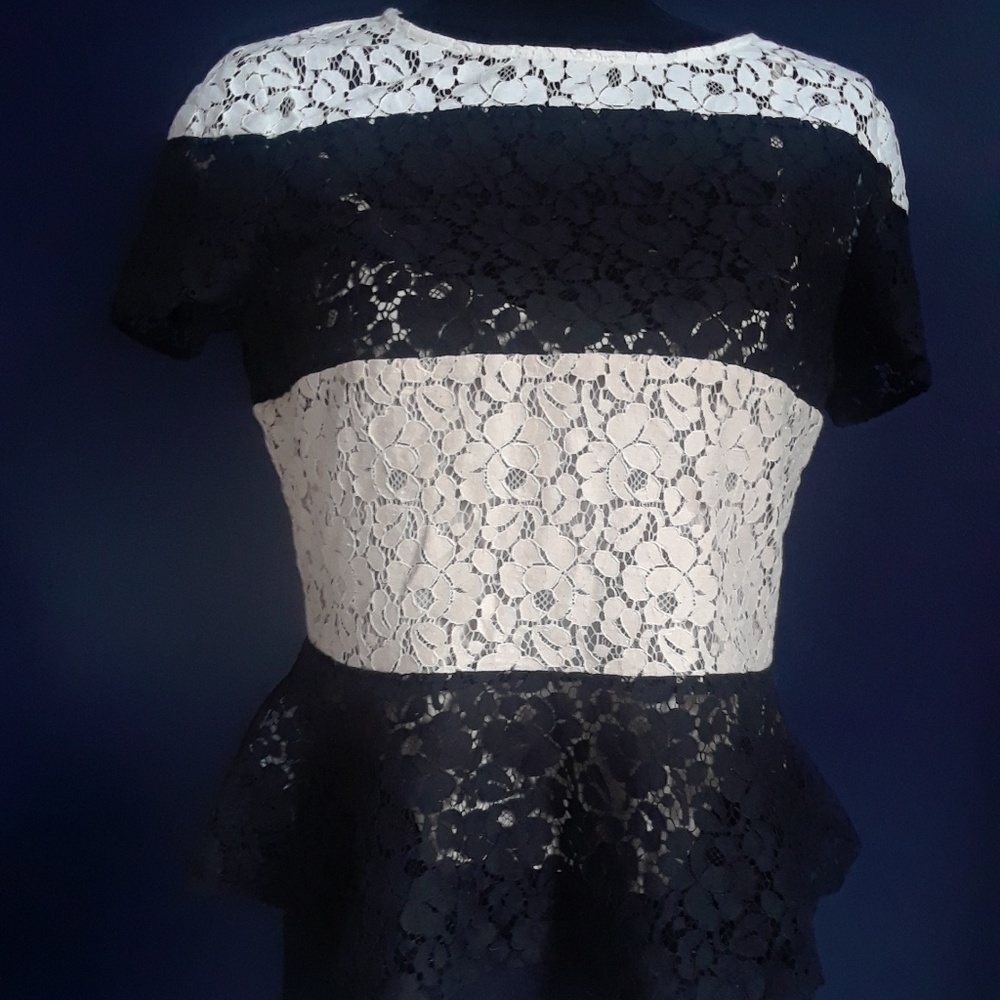 DKNY lace top